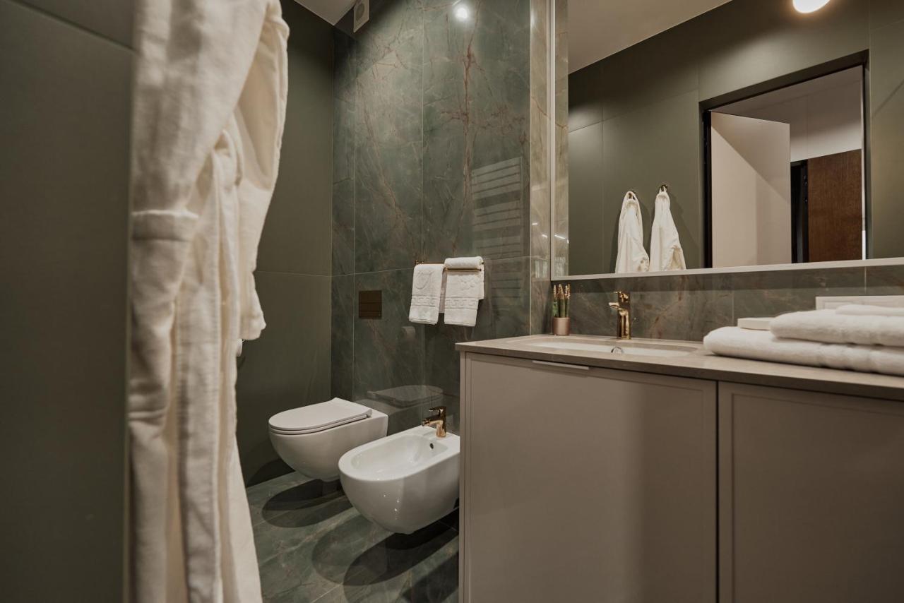 Kostjukowski Apartments Avalon Lviv Kültér fotó