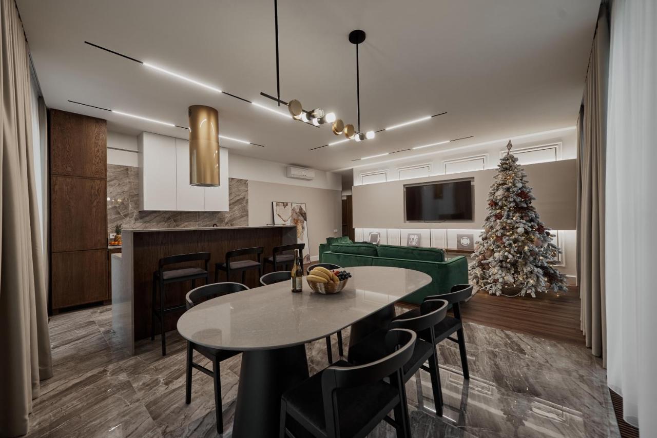 Kostjukowski Apartments Avalon Lviv Kültér fotó